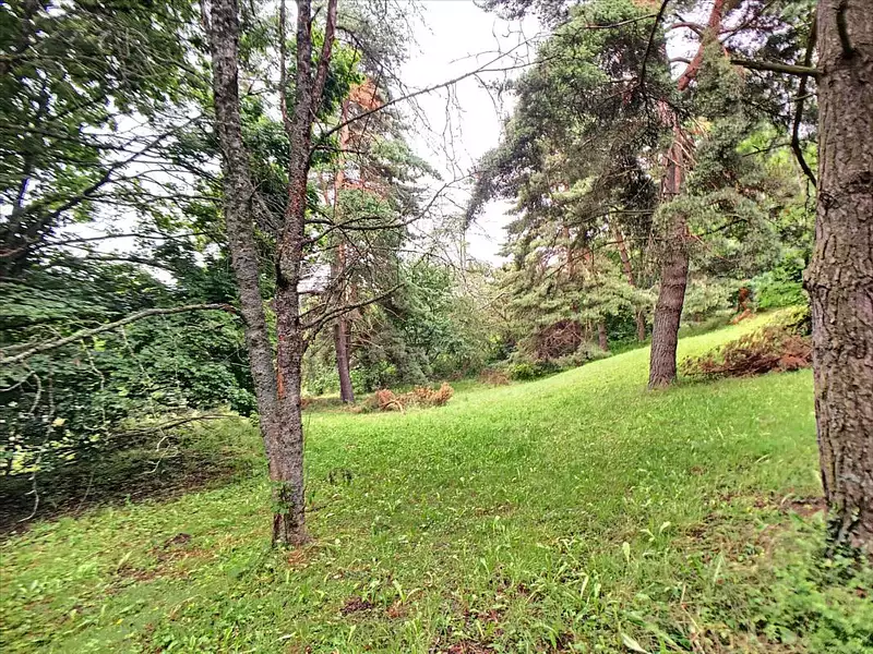 Terrain, 2 028 m²