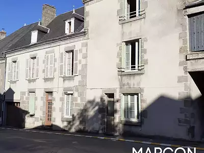 Maison, 230 m²