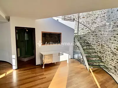Maison, 240 m²