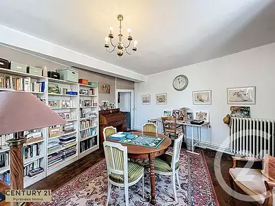 Maison, 424,6 m²