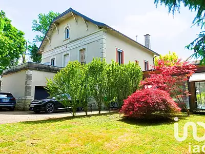 Maison, 197 m²