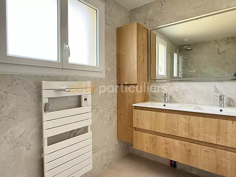 Maison, 83 m²