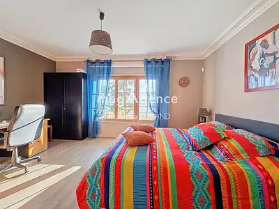 Maison, 235 m²
