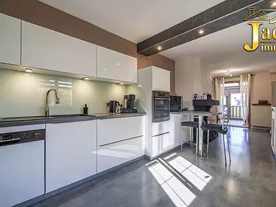 Maison, 117 m²