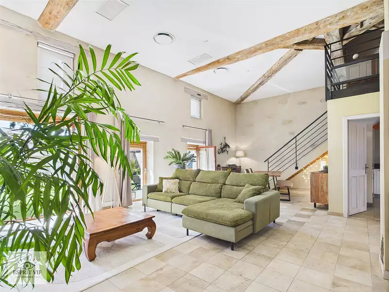 Maison, 198 m²