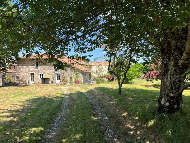 Maison, 180 m²