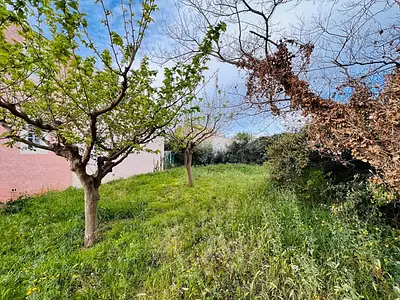 Terrain, 368 m²