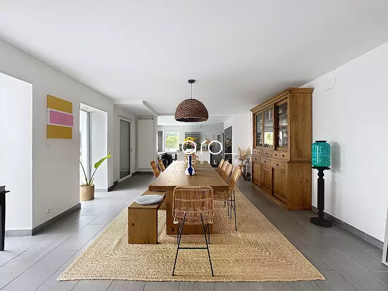 Maison, 206 m²
