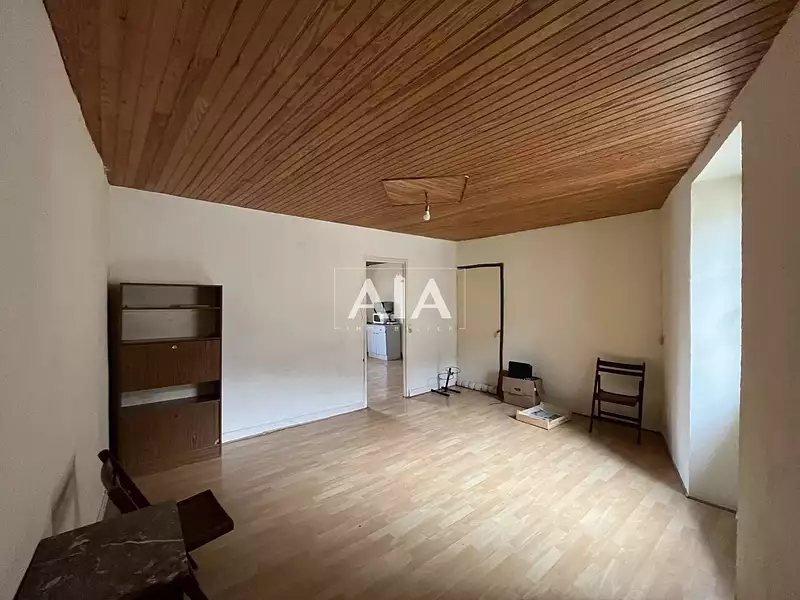 Immeuble, 155 m²