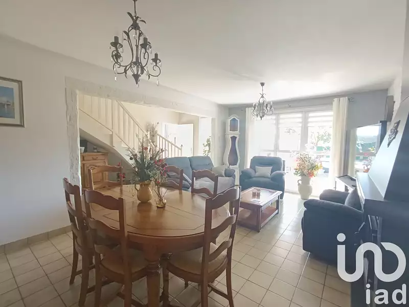 Maison, 141 m²
