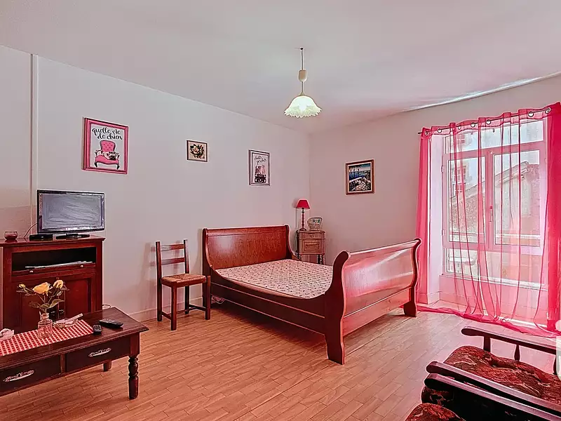 Immeuble, 102 m²