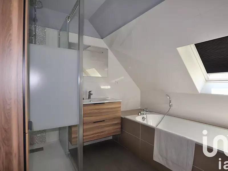 Maison, 180 m²