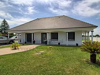 Maison, 122 m²