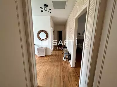 Maison, 166 m²