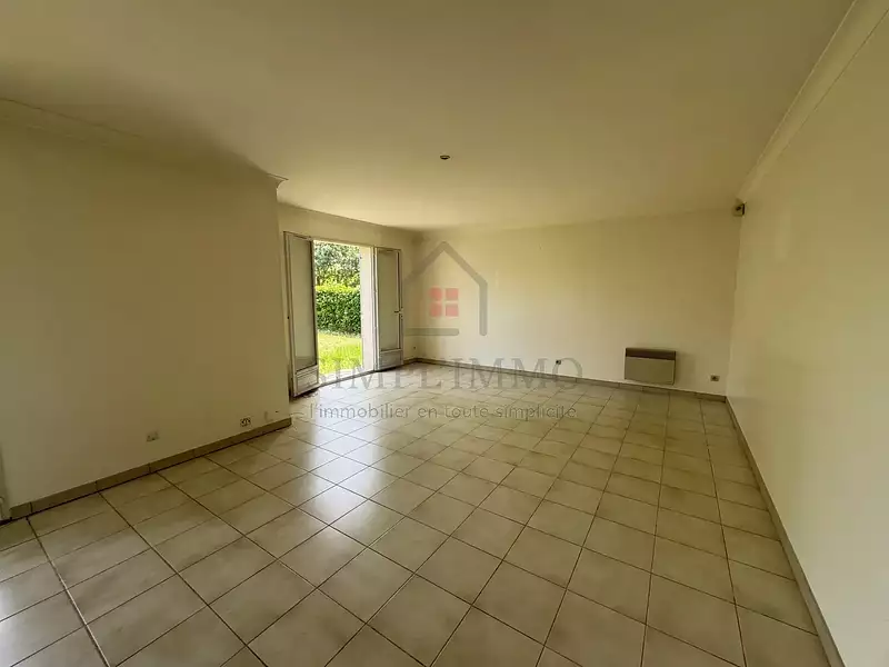 Maison, 180 m²
