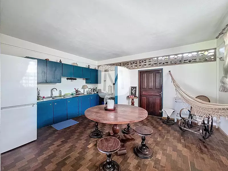 Immeuble, 181,97 m²