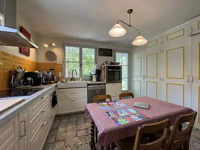 Maison, 194 m²