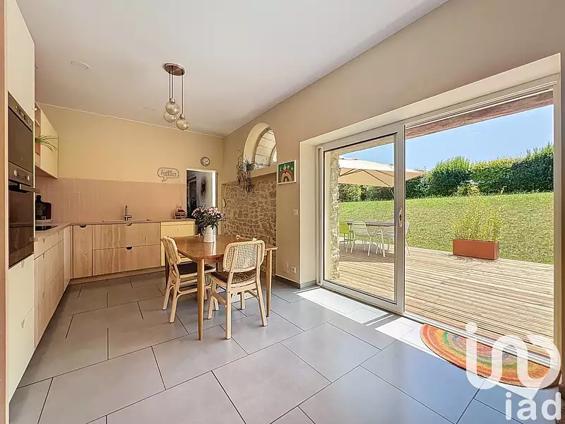 Maison, 284 m²