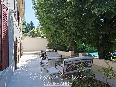 Maison, 233 m²