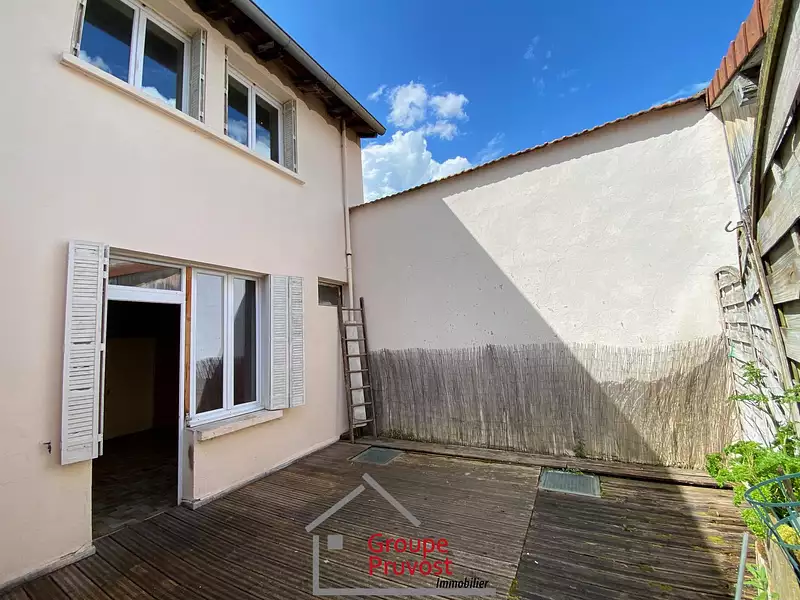 Maison, 220 m²