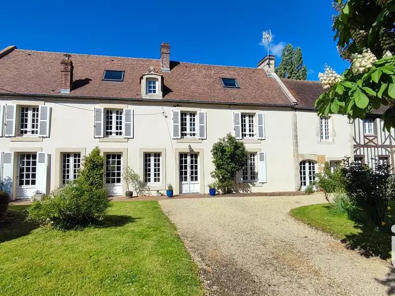 Maison, 310 m²
