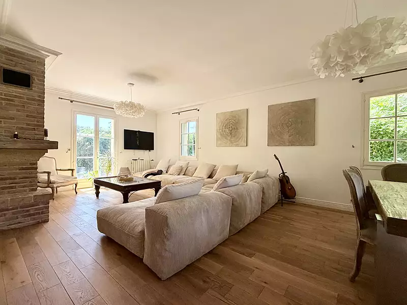 Maison, 185 m²