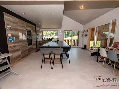 Appartement, 176,2 m²