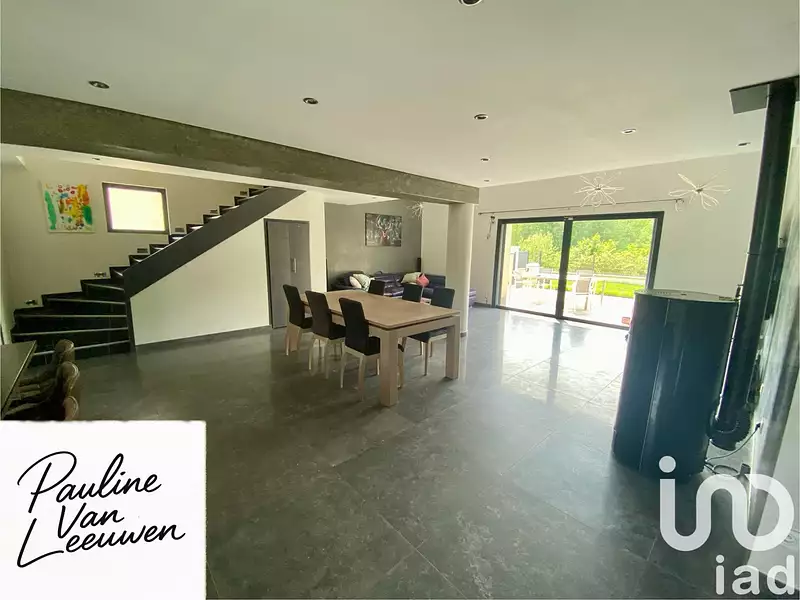 Maison, 215 m²
