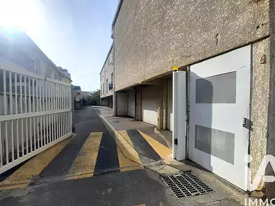 Parking, 13 m²
