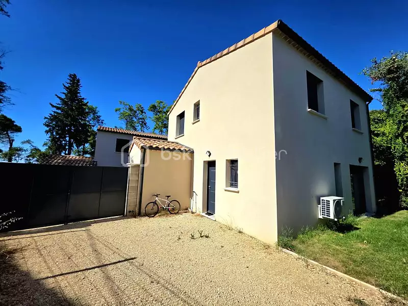 Maison, 92 m²