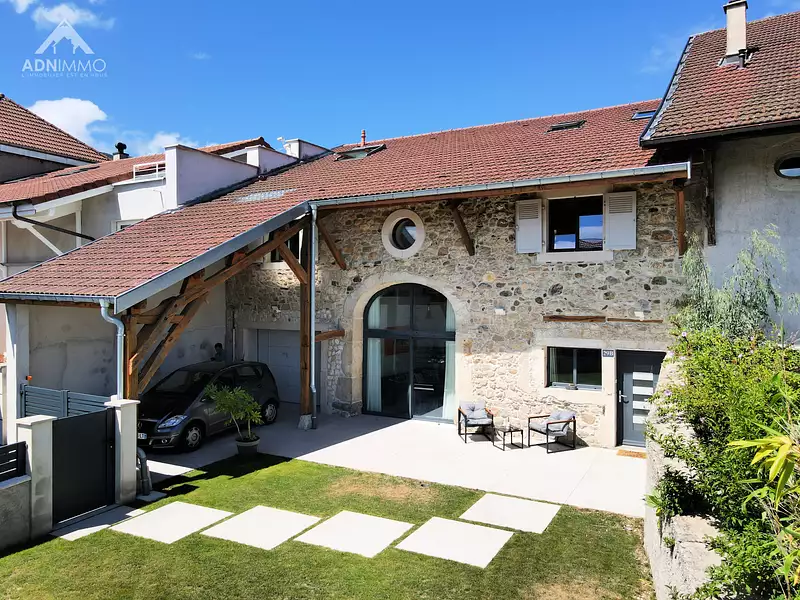 Maison, 243 m²