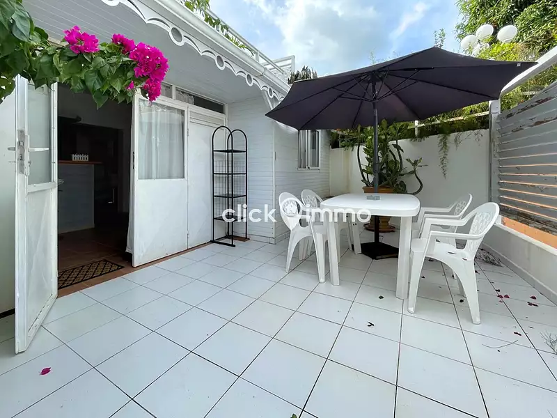 Maison, 220 m²