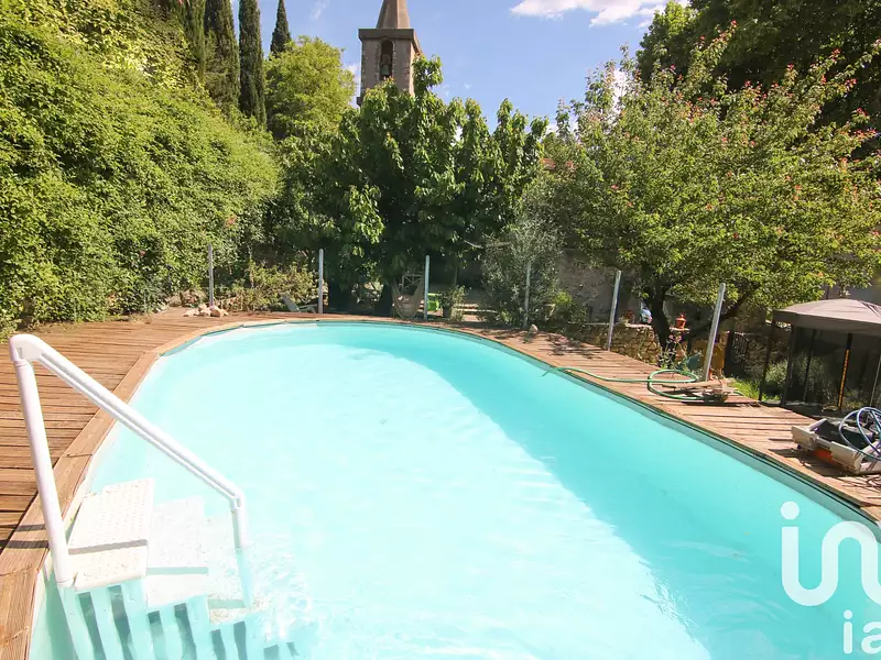 Maison, 195 m²