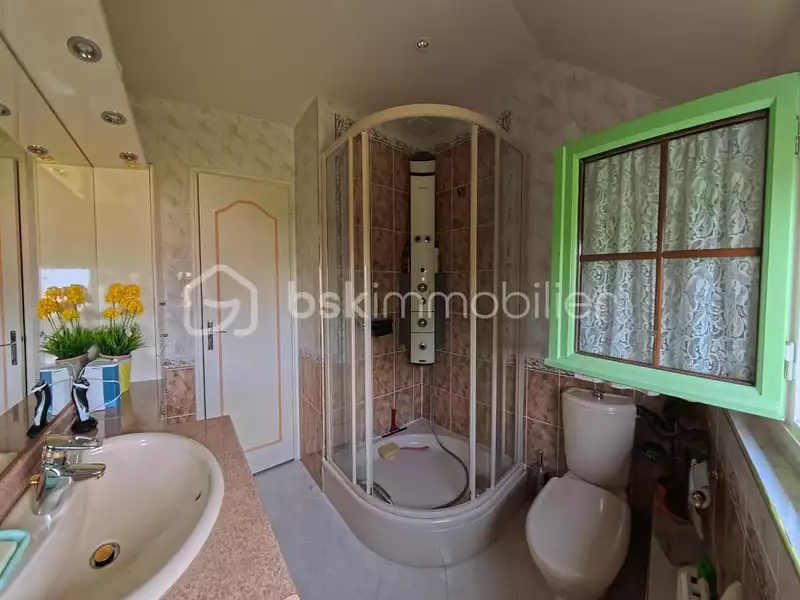 Maison, 250 m²