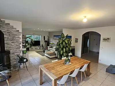 Maison, 176 m²