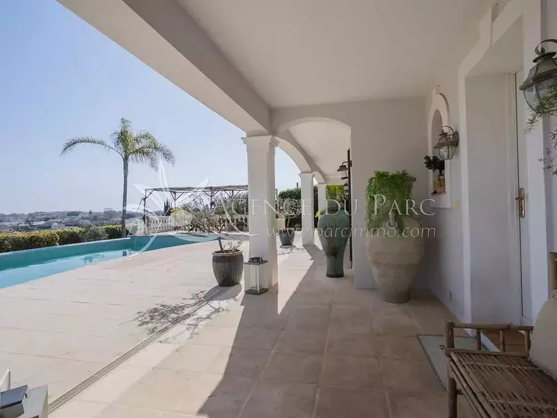 Maison, 250 m²