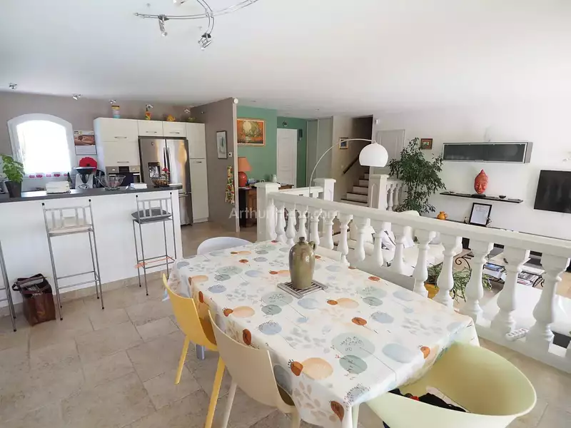Maison, 147 m²