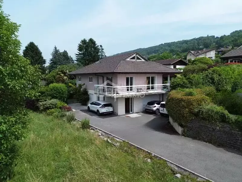 Maison, 162 m²