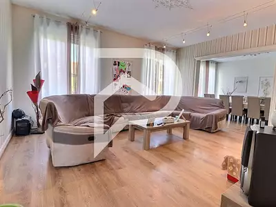 Maison, 210 m²