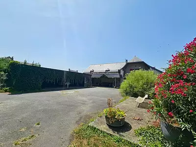 Maison, 453 m²