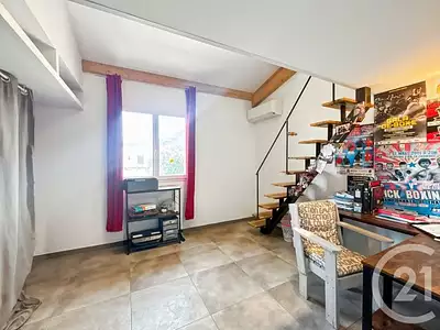 Maison, 246,6 m²