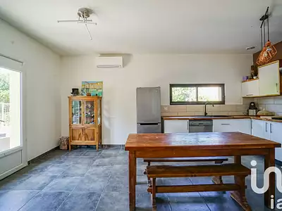 Maison, 77 m²