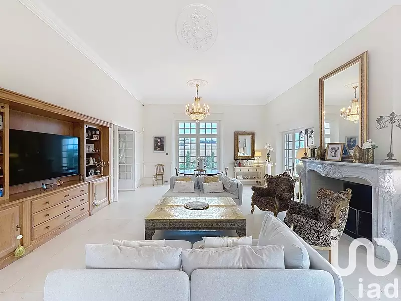 Maison, 283 m²