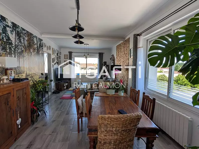 Maison, 214 m²