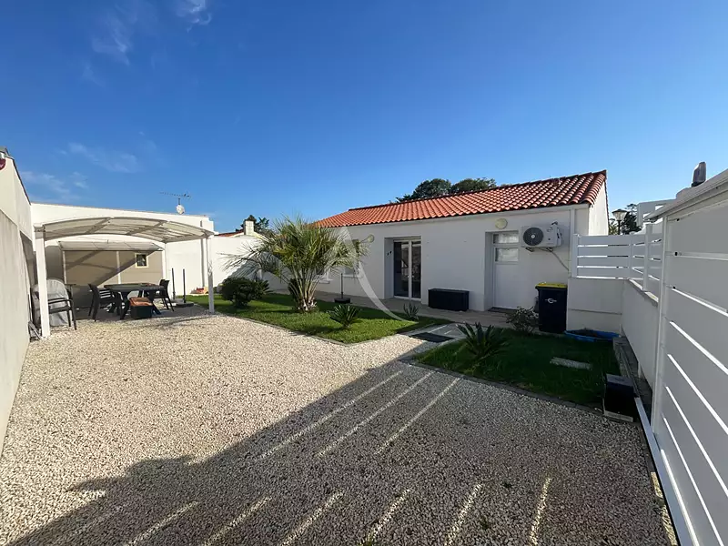 Maison, 83 m²