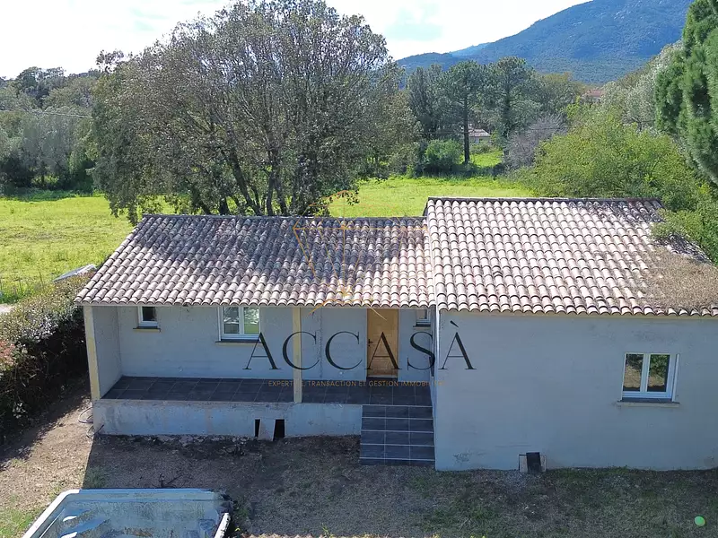 Maison, 111 m²