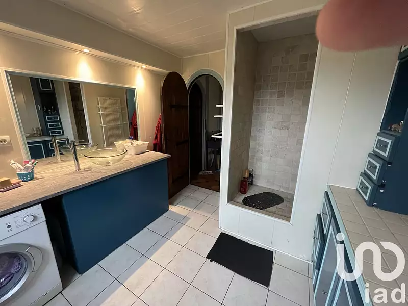 Maison, 196 m²