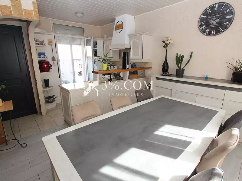 Maison, 93 m²