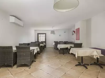 Immeuble, 277 m²