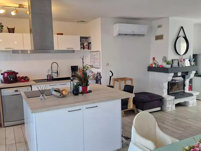 Maison, 99 m²